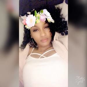 Meet your Posher, Leslie